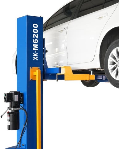 XK M6200 Car Lifts Model 220V Manually Unlock Mobile 6200Lbs Capacity Single Post Lift 36 Months Parts Replacemen